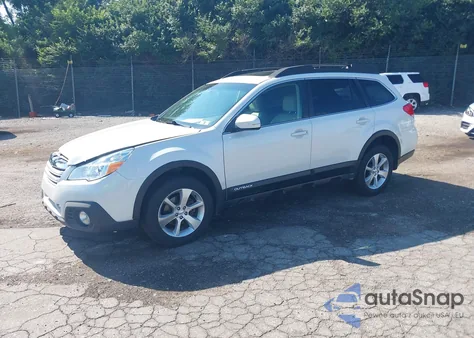 2014 Subaru Outback 2.5I Limited z USA, uszkodzony, nr VIN 4S4BRCMC3E3267283